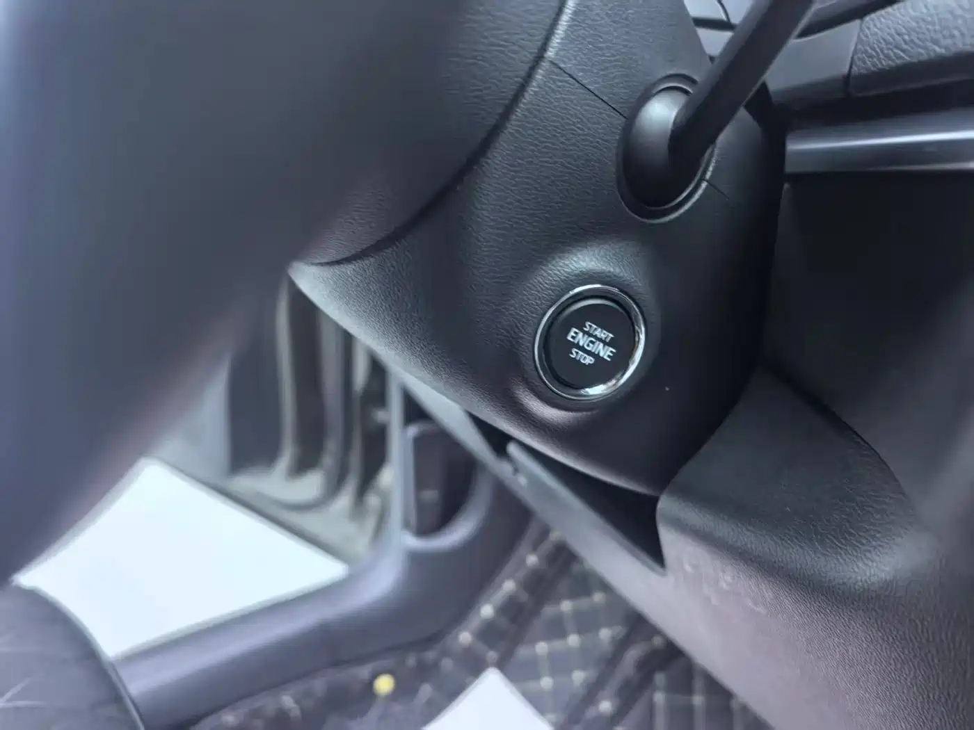 Škoda Karoq 2020 TSI280 Smart Luxury Edition China VI фото 17