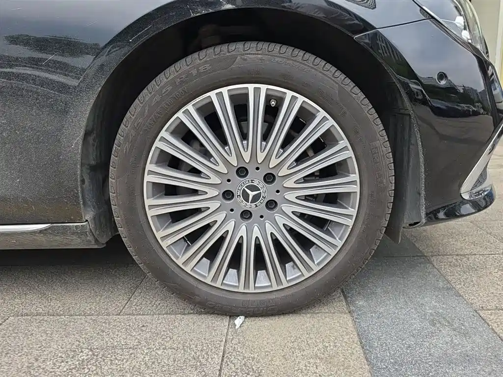 Mercedes-Benz E-Class 2022 Second Facelift E 300 L Premium фото 26