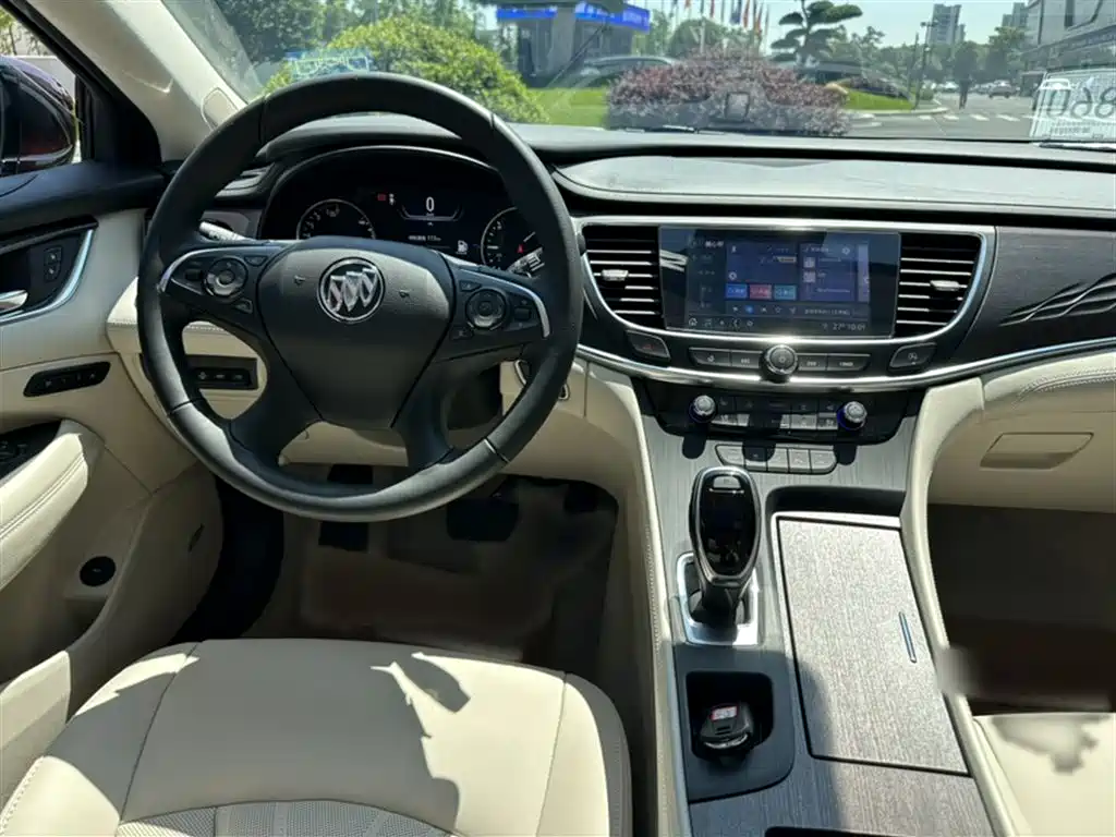Buick LaCrosse 2022 Avenir First Edition фото 9
