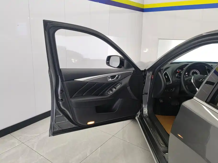 Infiniti Q50L 2024 2022 2.0T Leisure Edition