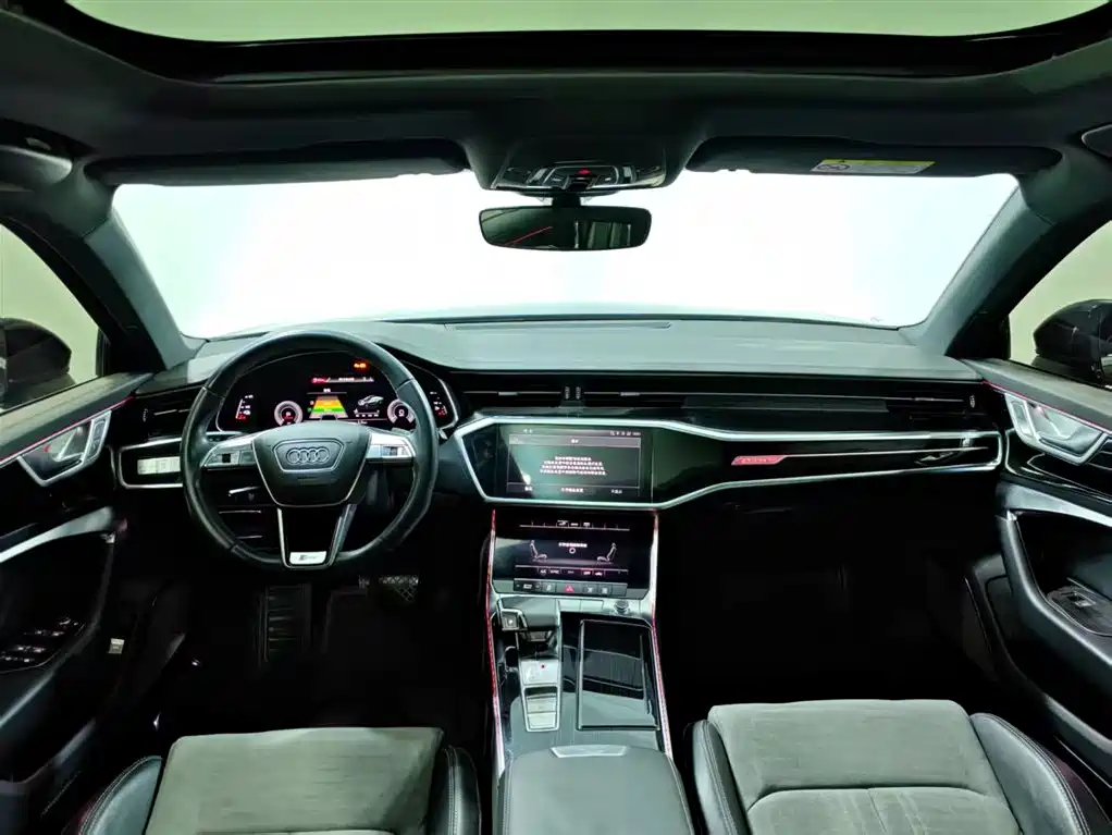 Audi A6L New Energy 2022 55 TFSI e quattro фото 10