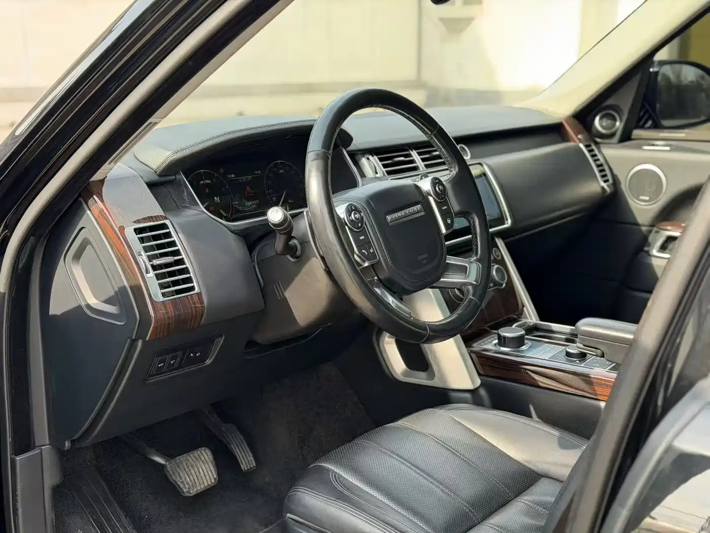 Land Rover Range Rover 2016 3.0 SC V6 Vogue LWB фото 7