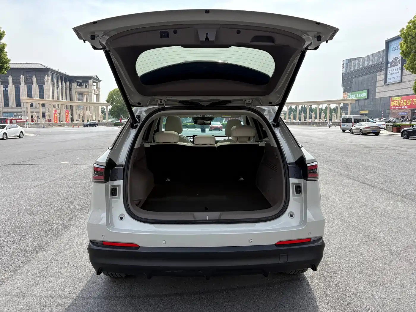 Haval Xiaolong MAX 2025 Hi4 165 Ultra Smart Drive Edition фото 18