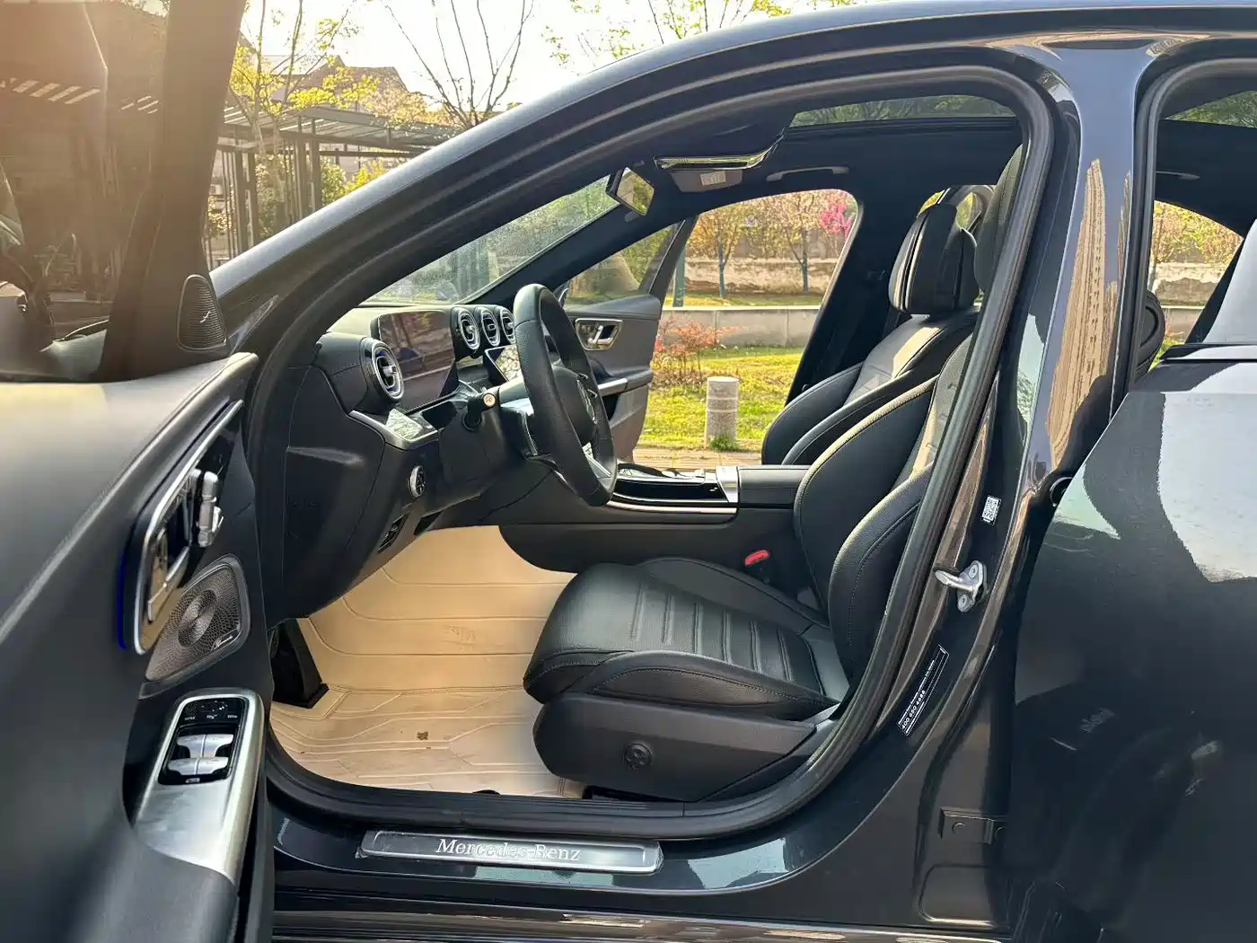 Mercedes-Benz C-Class 2023 C 260 L Night Edition Sport фото 4