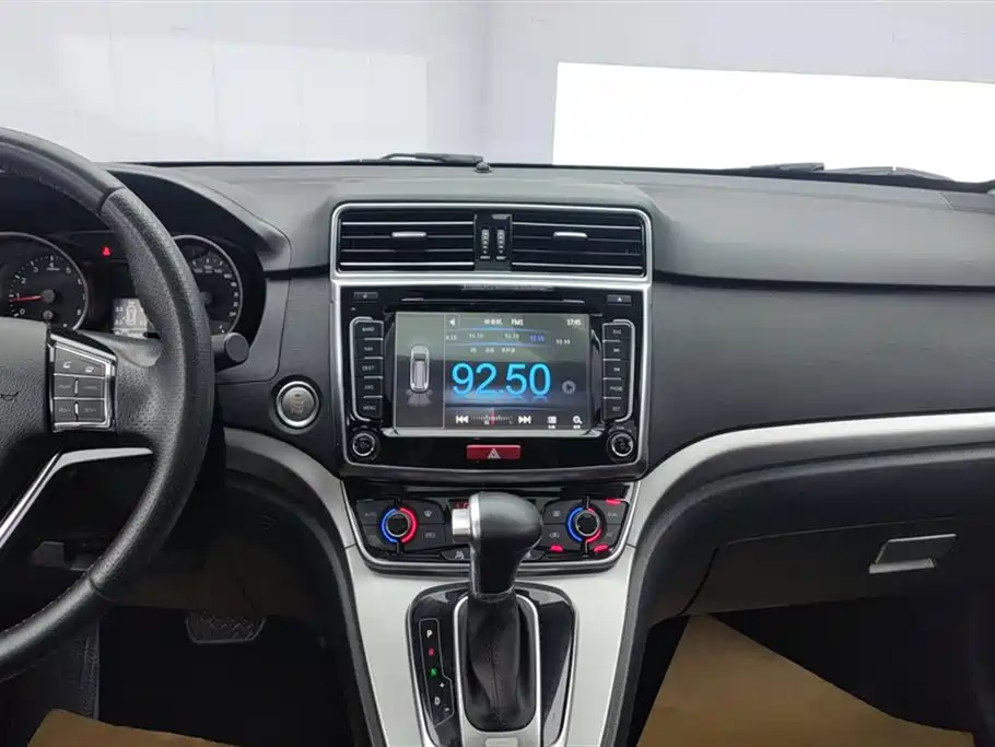 Haval H6 2015 Sport 1.5T Automatic 2WD Luxury фото 13