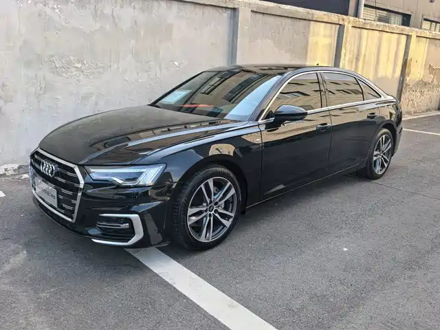 Audi A6L 2024 40 TFSI Luxury Dynamic — фото 1