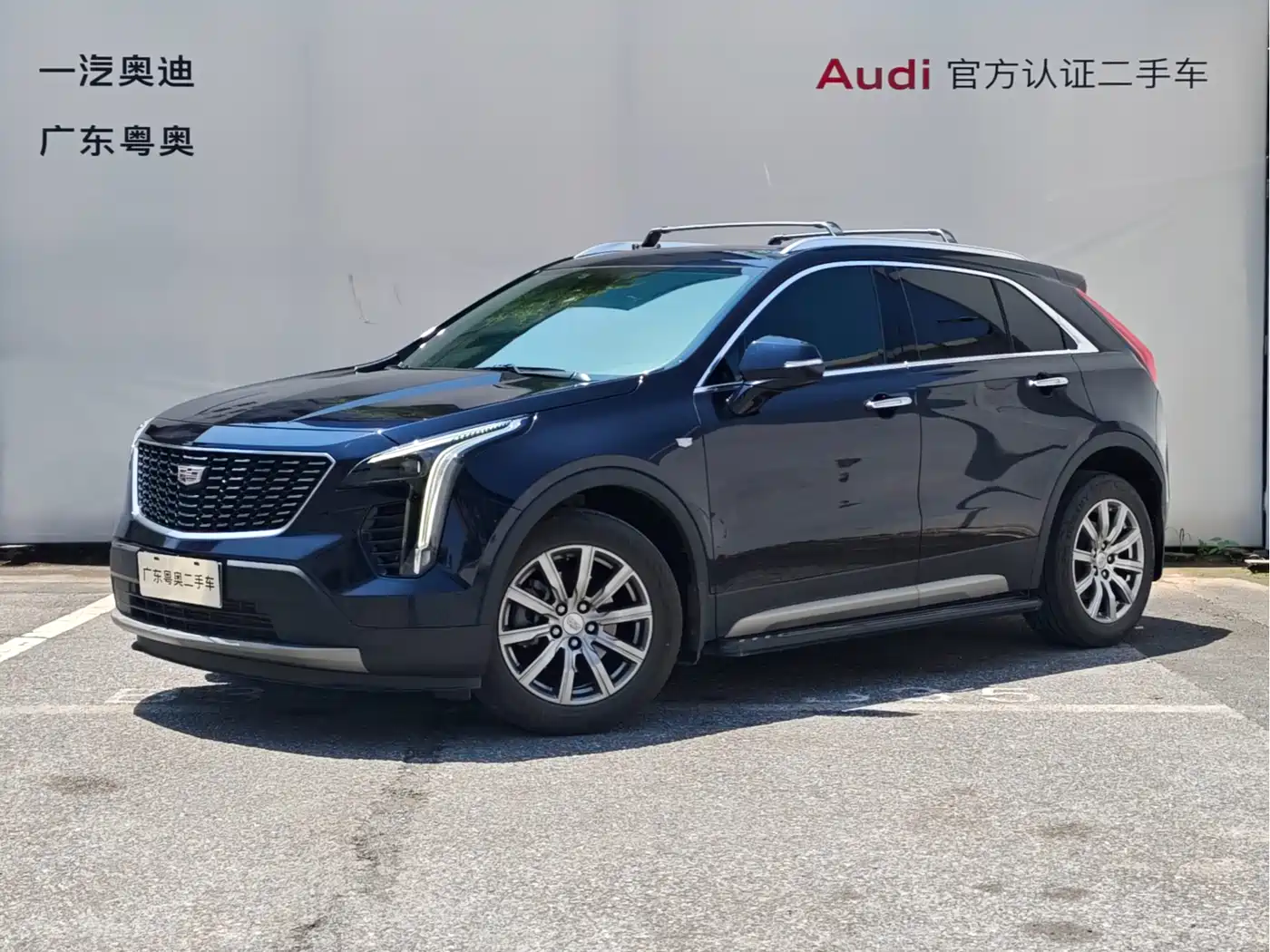CADILLAC XT4