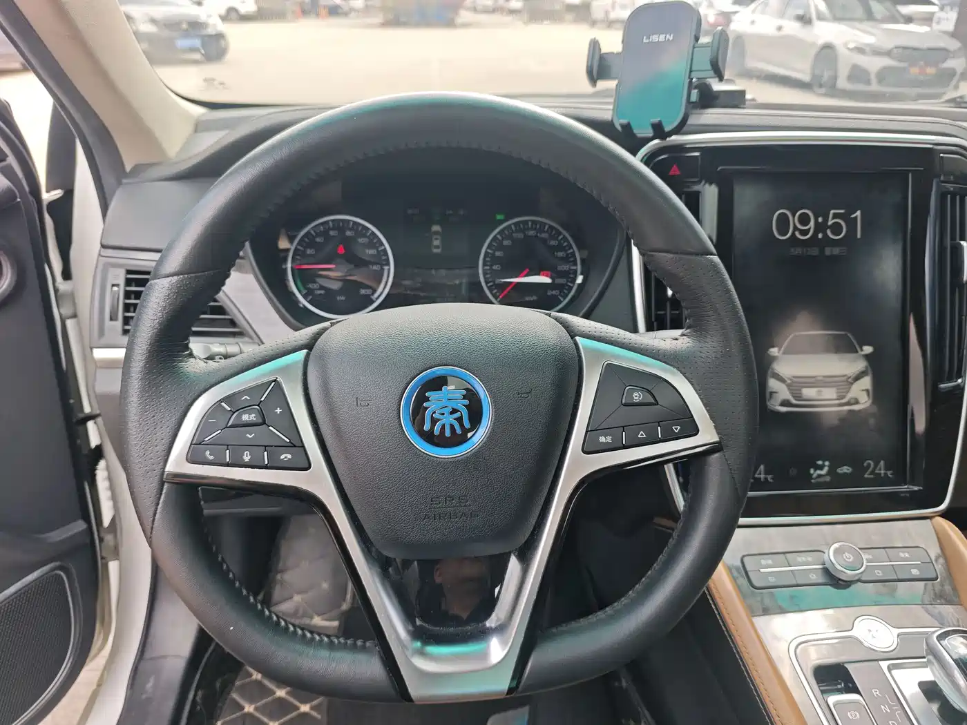 BYD Qin New Energy 2017 1.5T Premium Model фото 13
