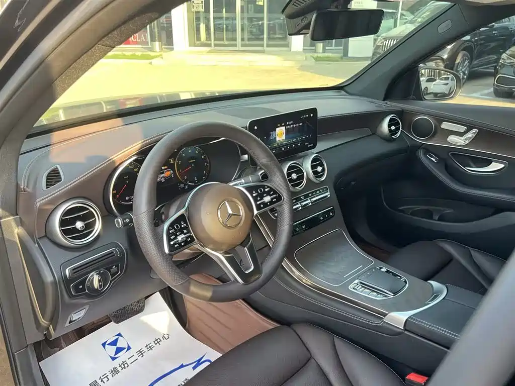 Mercedes-Benz GLC 2021 GLC 260 L 4MATIC Luxury фото 14