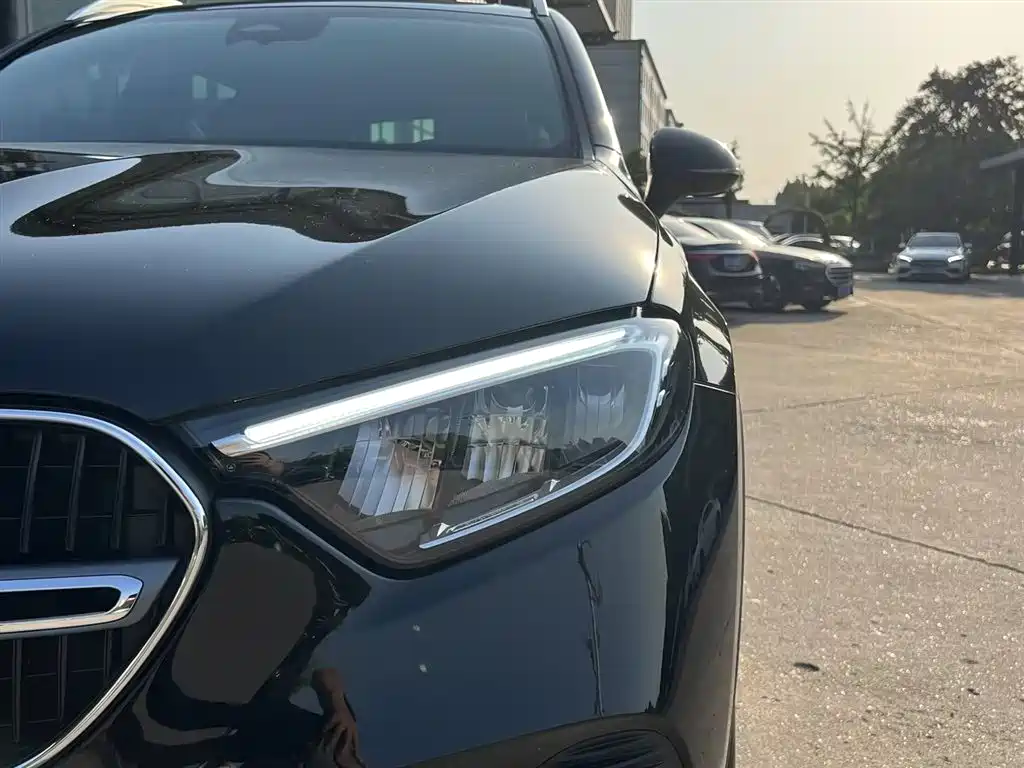 Mercedes-Benz GLC 2024 GLC 260 L 4MATIC Dynamic 5-seater фото 7