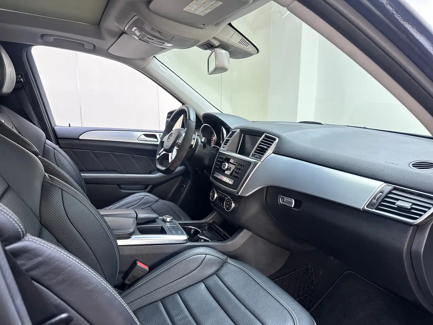 Mercedes-Benz M-Class AMG 2014 AMG ML 63 фото 11