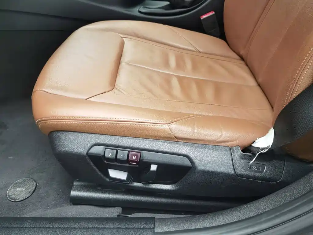 Фото 20 - BMW 3 Series