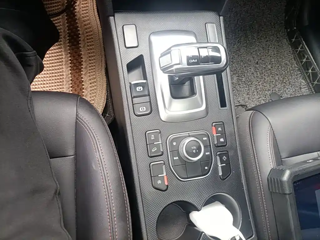 Haval H6 Coupe 2019 1.5T Auto 2WD Luxury Smart Edition China VI фото 14