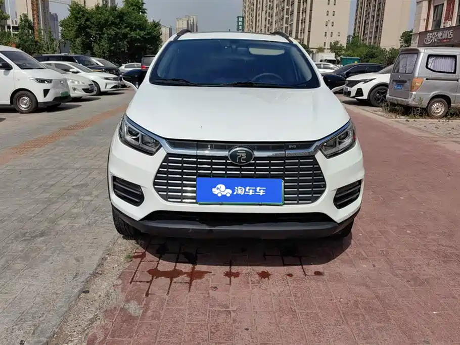 BYD Yuan New Energy 2018 EV360 Smart Connected Cool Type фото 2