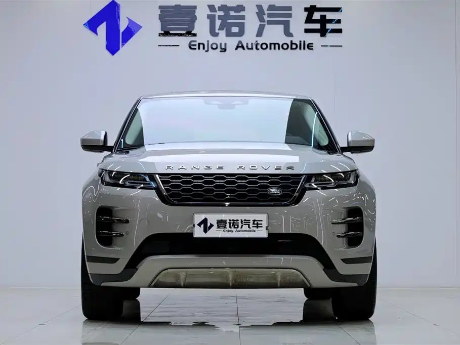 Land Rover Range Rover Evoque 2023 Range Rover Evoque L 249PS Luxury Edition фото 2