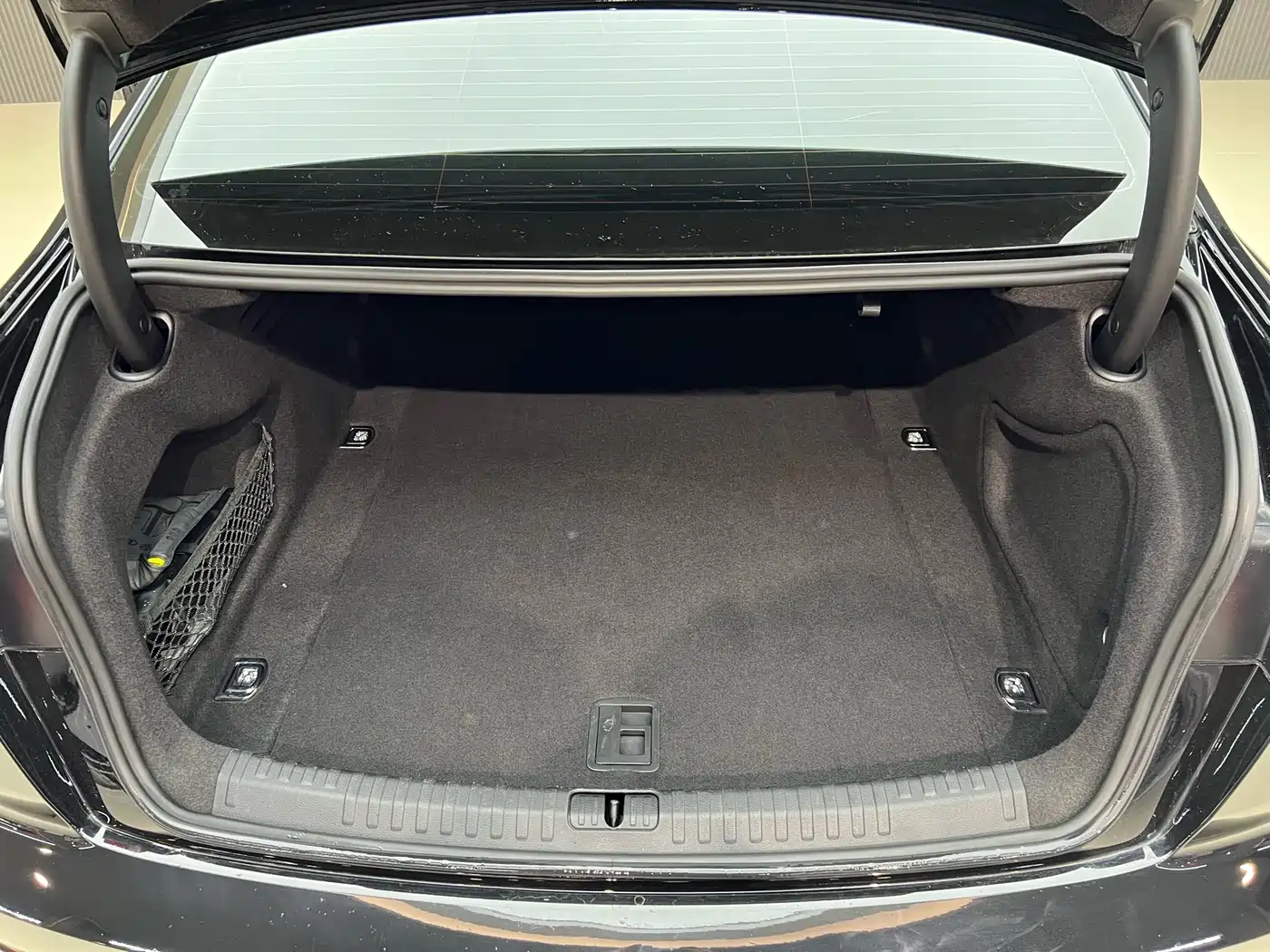 Audi A6L 2023 40 TFSI Luxury Dynamic фото 18