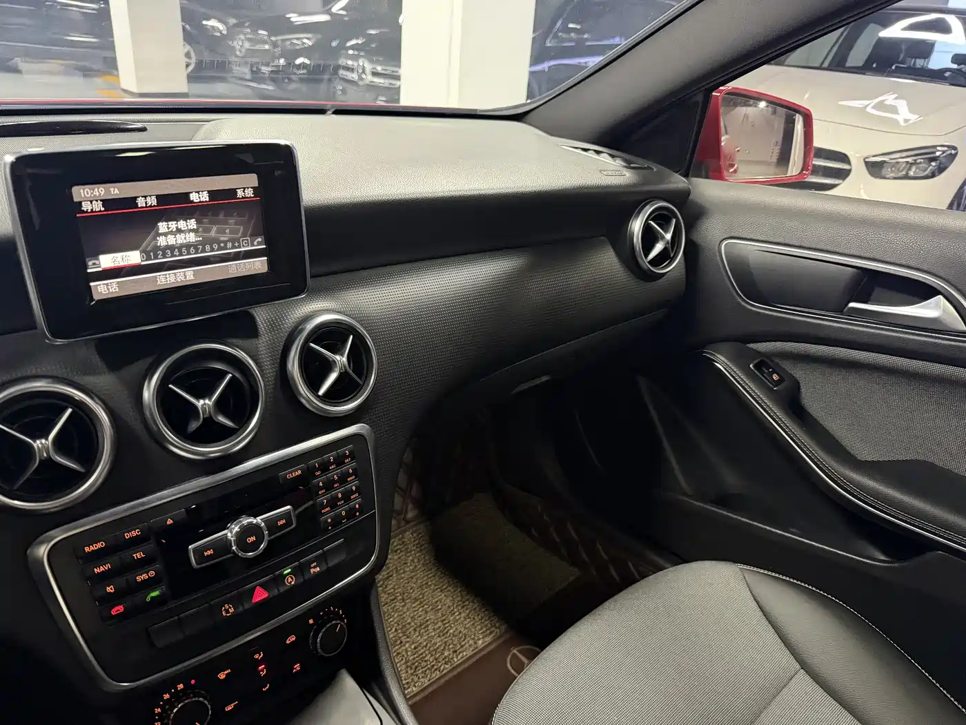 Mercedes-Benz A-Class (Import) 2015 A 180 фото 14