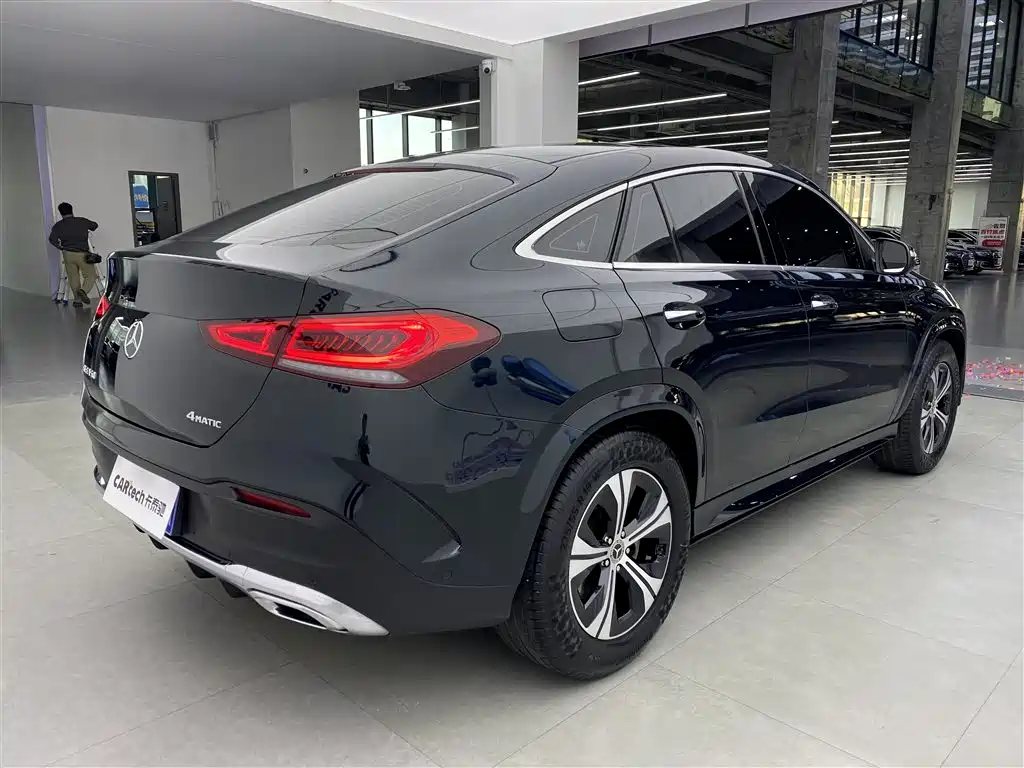 Mercedes-Benz GLE Coupe 2020 GLE 350 4MATIC Coupe SUV Fashion фото 33