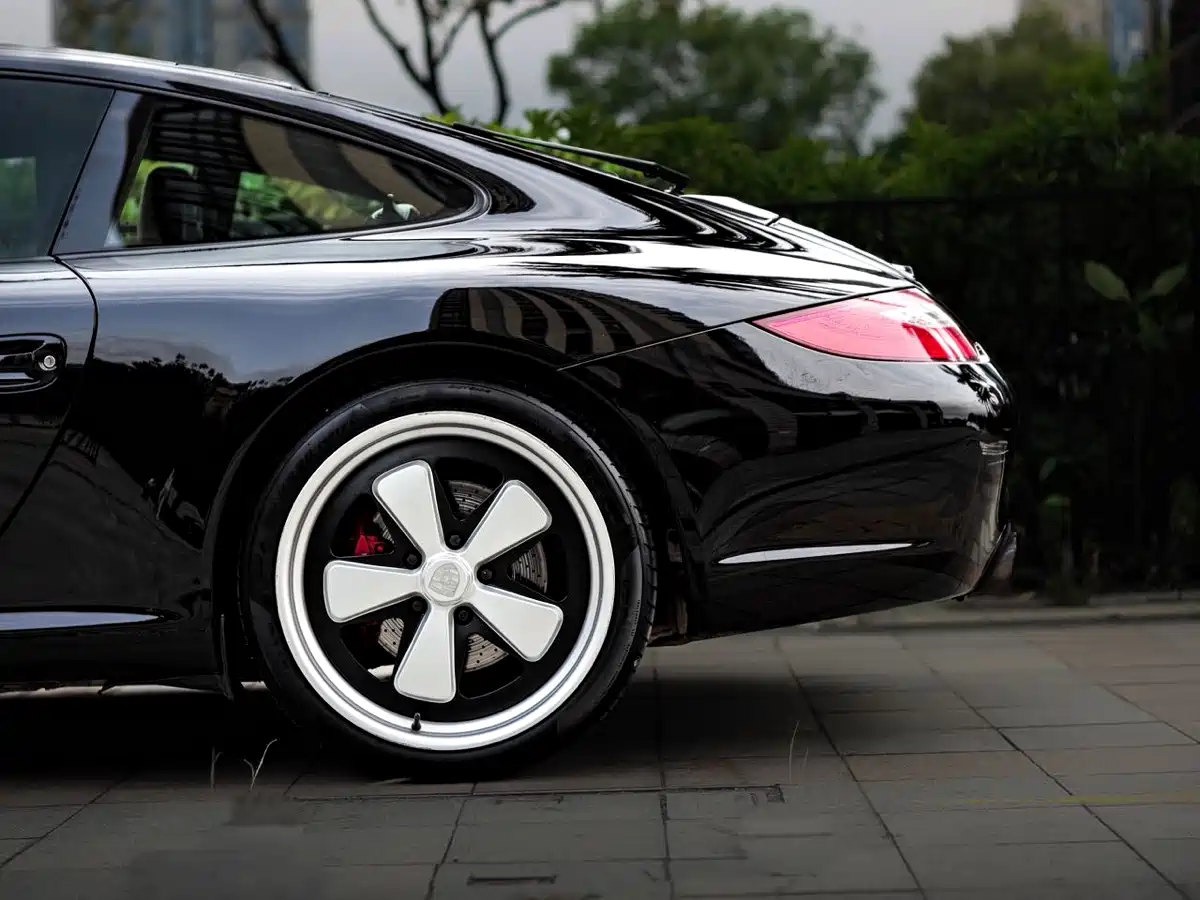 Porsche 911 2011 Edition Style 3.6L Hardtop фото 6