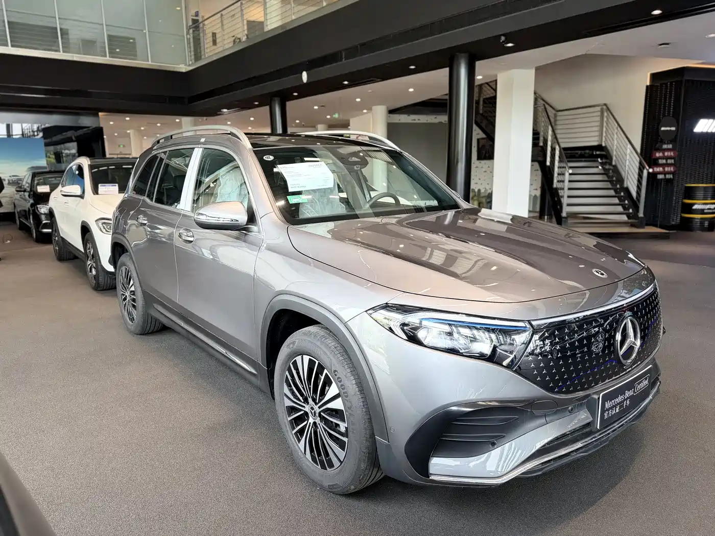 Mercedes-Benz EQB 2025 EQB 260 фото 8