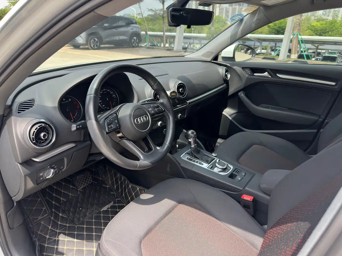 Audi A3 2018 30th Anniversary Sportback 35 TFSI Progressive фото 4