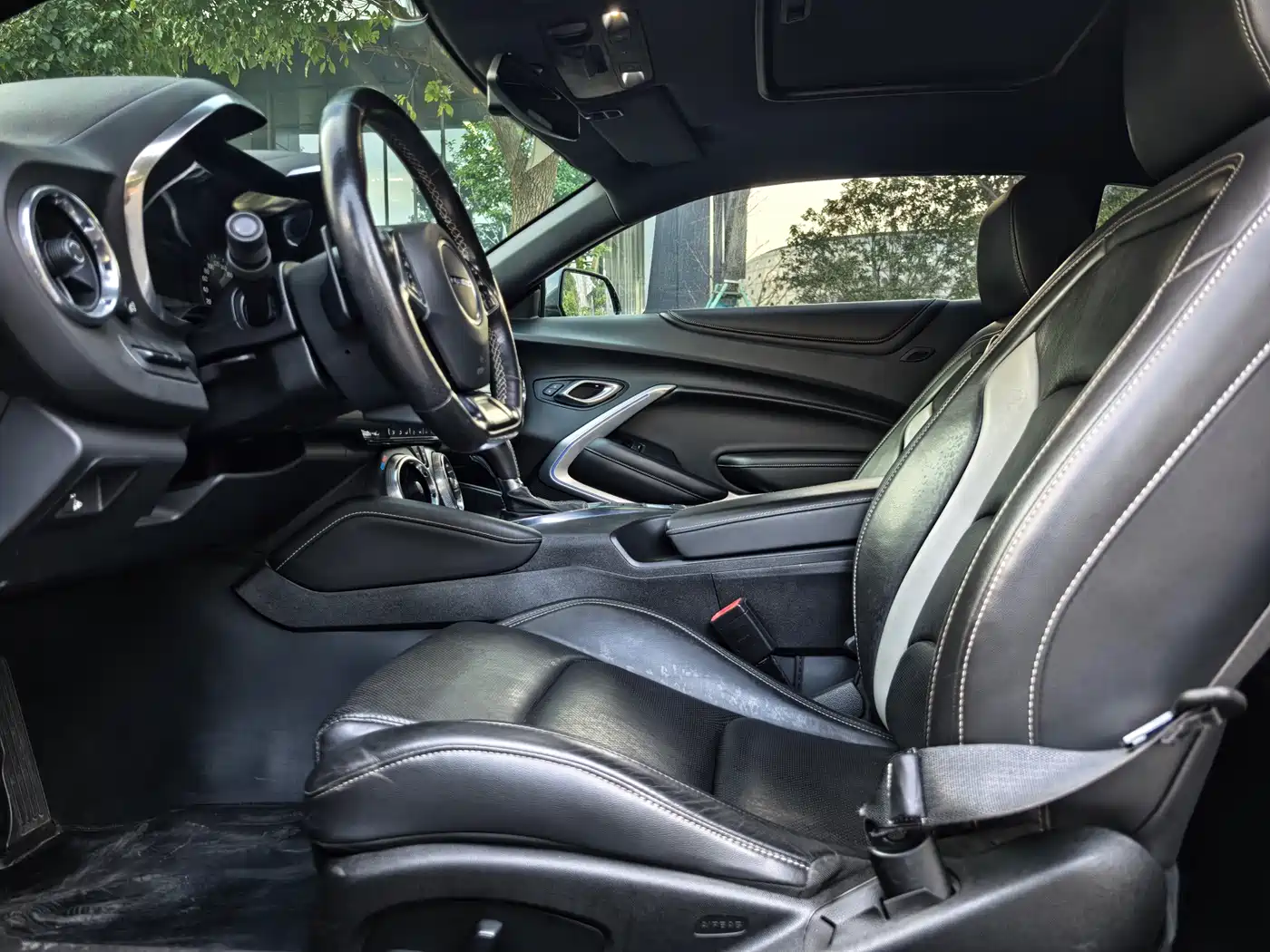 Chevrolet Camaro 2017 2.0T RS фото 6