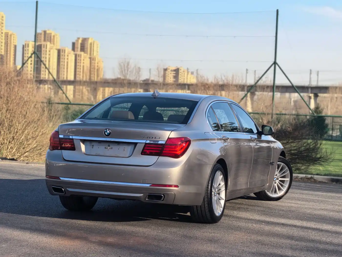 BMW 7 Series 2013 Model 740Li Leading фото 6