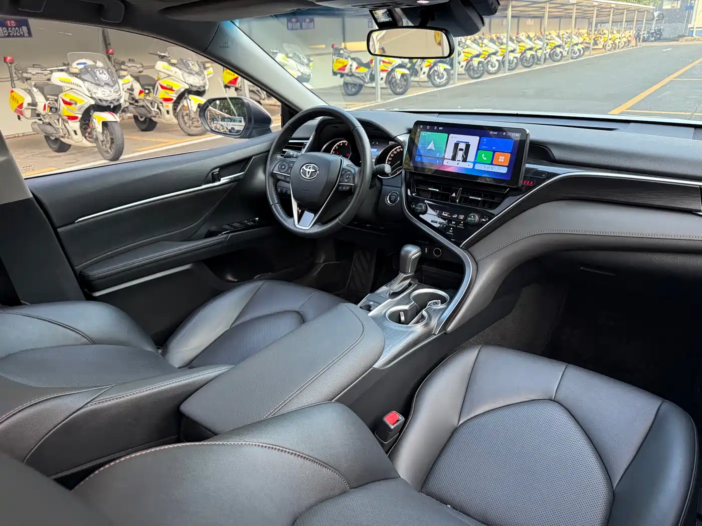 Toyota Camry 2021 2.0G Luxury Edition фото 10