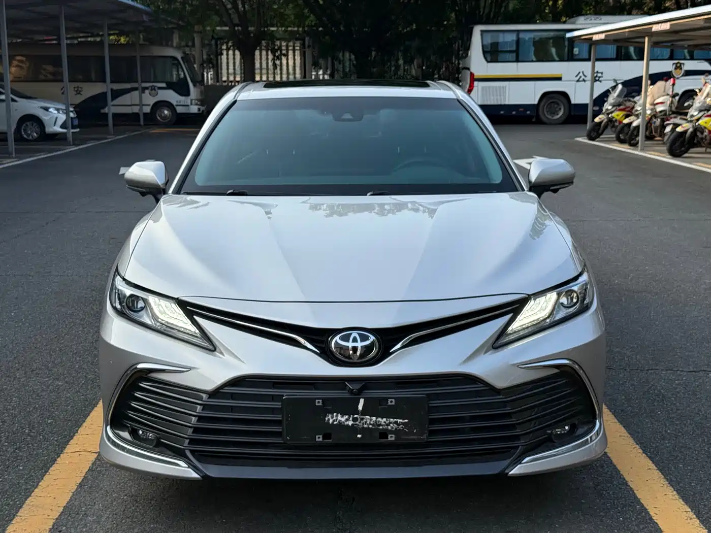 Toyota Camry 2021 2.0G Luxury Edition фото 2