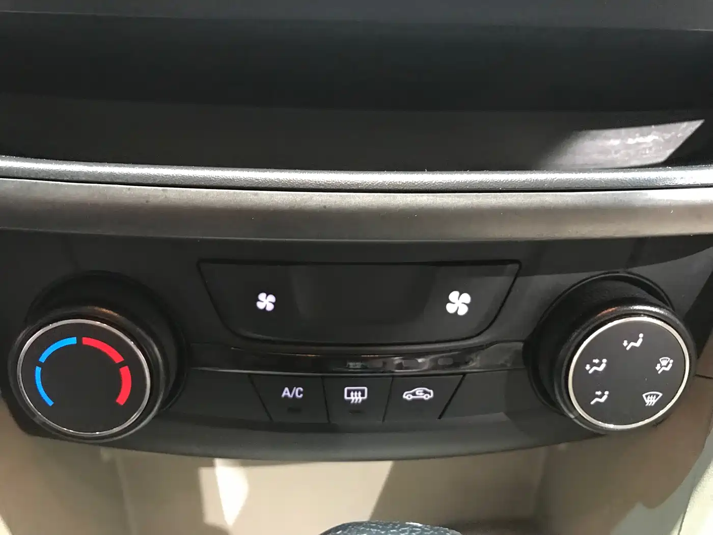 Buick Excelle 2017 15N Automatic Progressive фото 16
