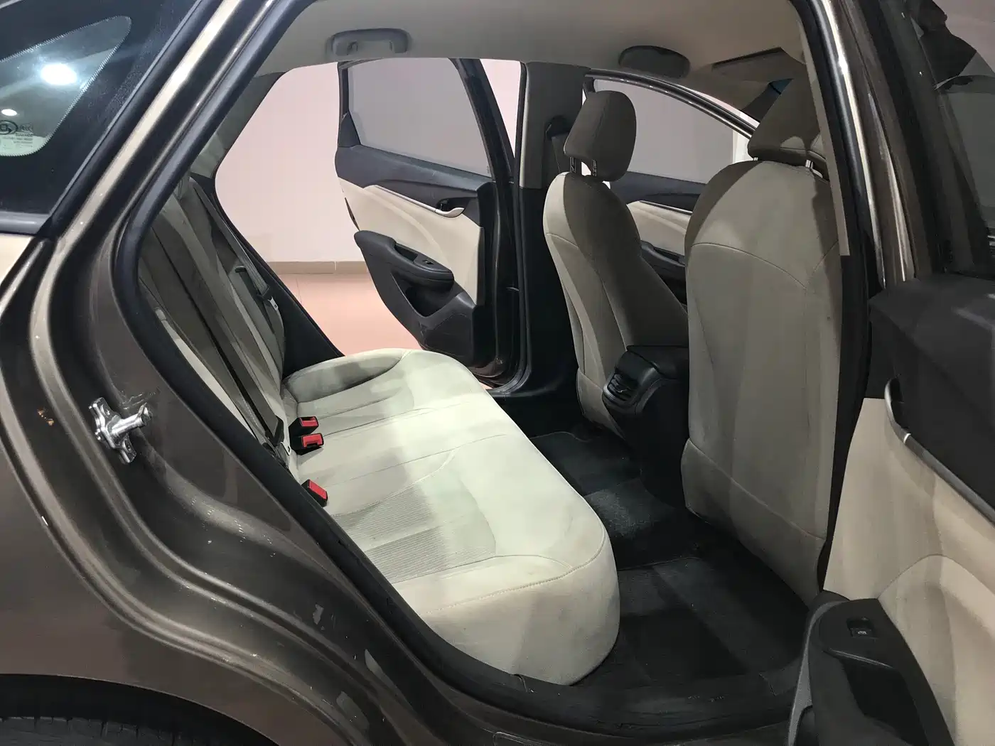 Buick Excelle 2017 15N Automatic Progressive фото 31