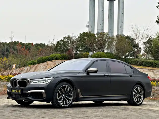 bmw 7-series