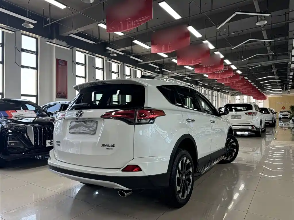 Toyota RAV4 Rongfang 2018 2.5L Automatic 4WD Elite i Edition фото 7