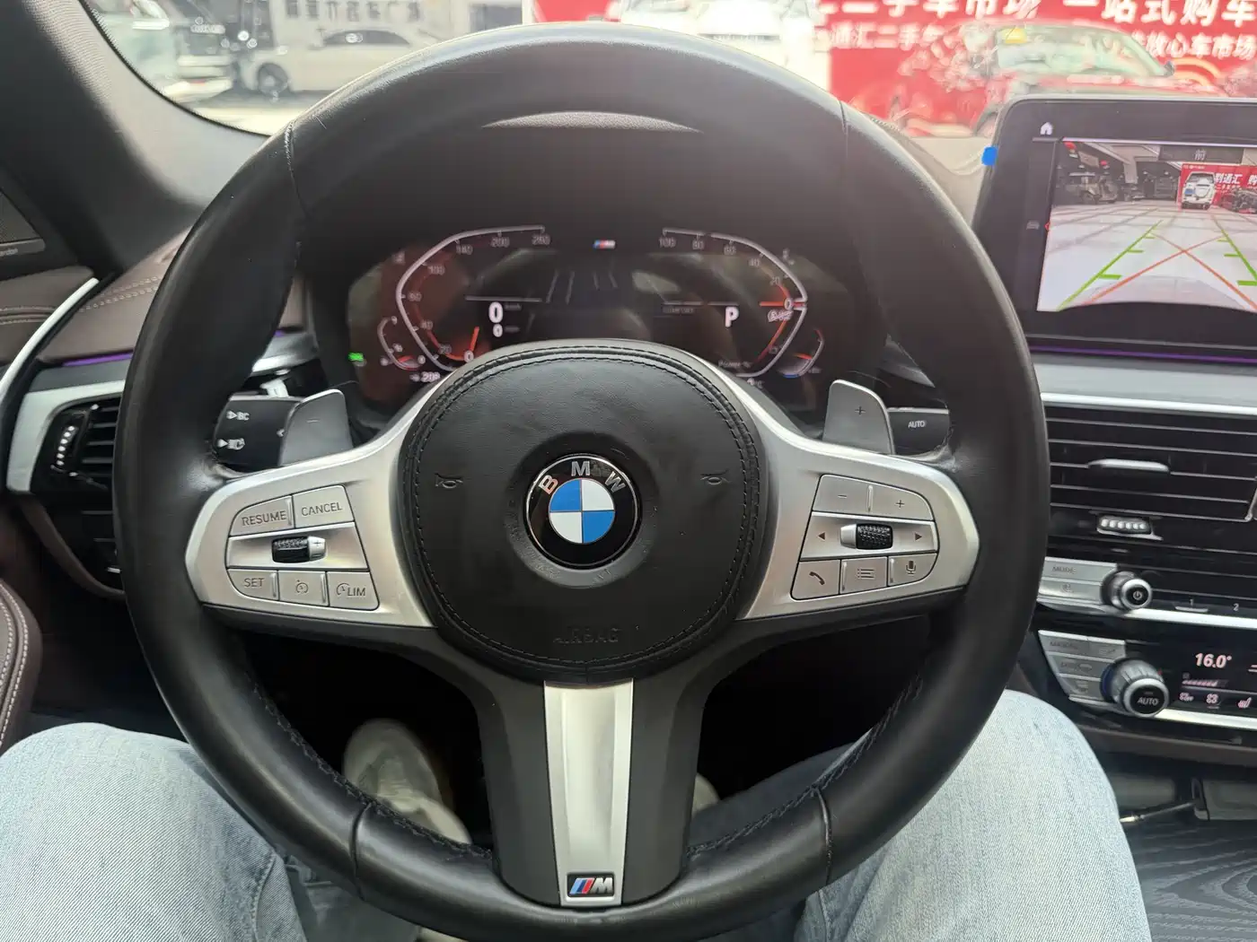 BMW 5 Series 2023 530Li Premium M Sport Package фото 14