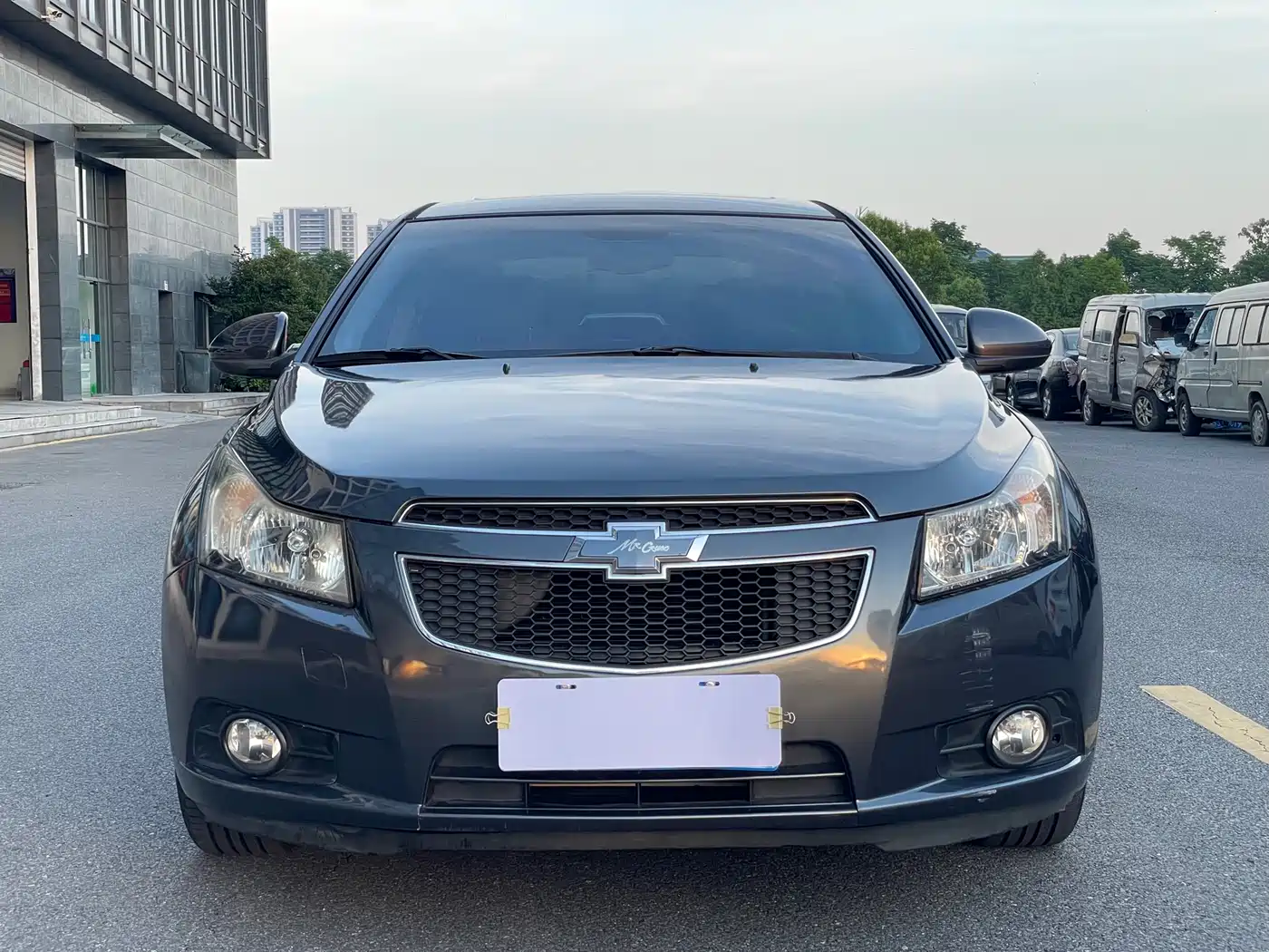 Chevrolet Cruze 2013 Model 1.6L SE AT фото 2