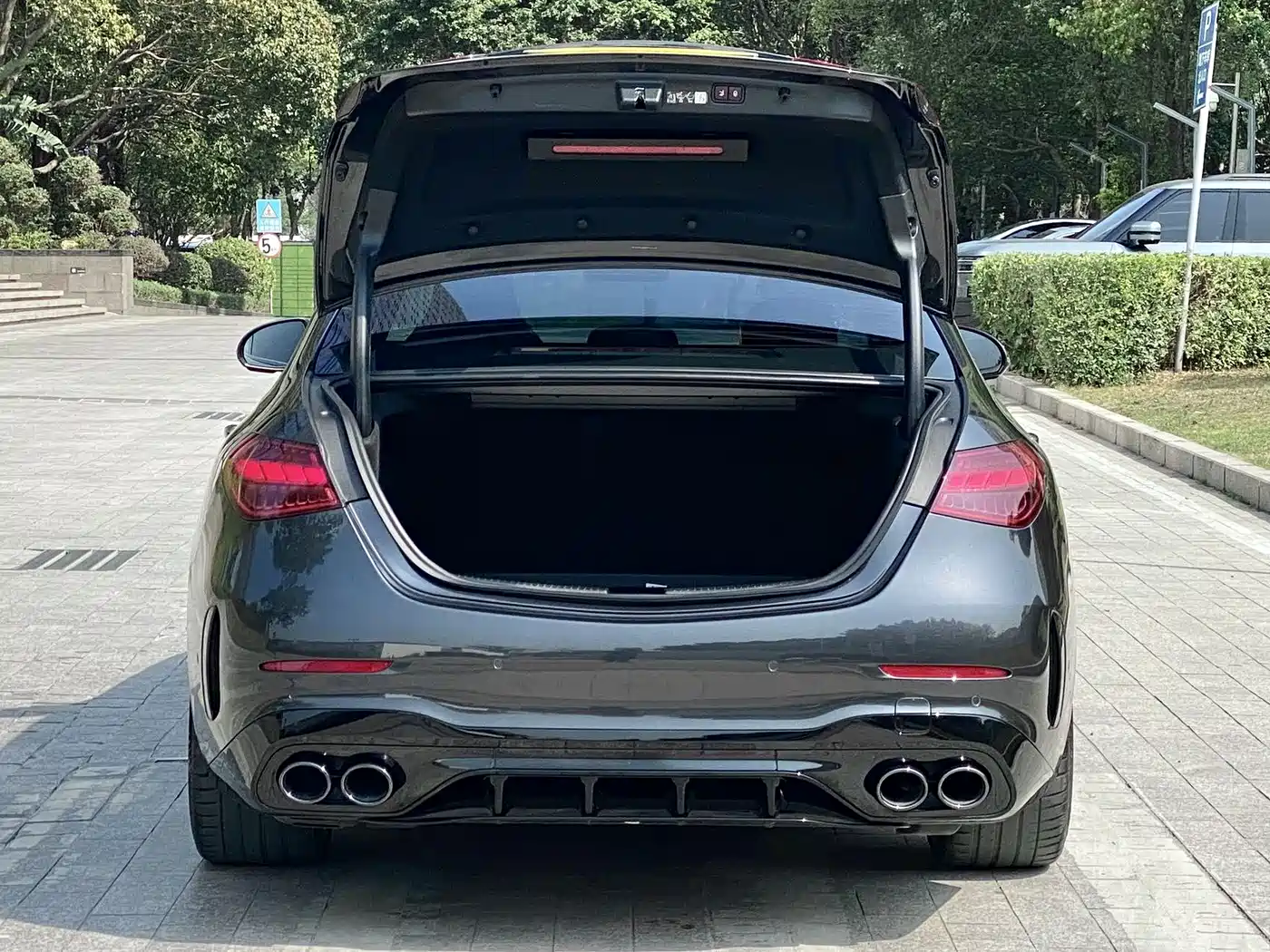 Mercedes-Benz C-Class AMG 2024 AMG C 43 4MATIC Special Edition фото 19