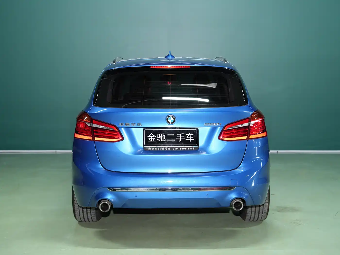 BMW 2 Series Touring 2018 Model 220i Luxury Package фото 5