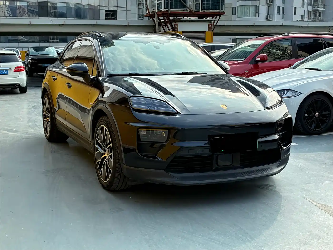 Porsche Macan EV 2024 Macan 4 фото 3