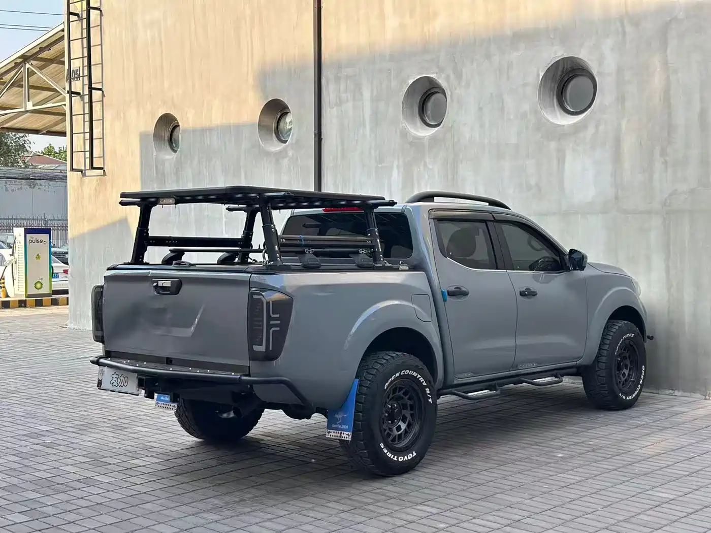 Dongfeng Rich 7 2022 2022 2.3T Automatic 4WD Diesel Flagship M9T