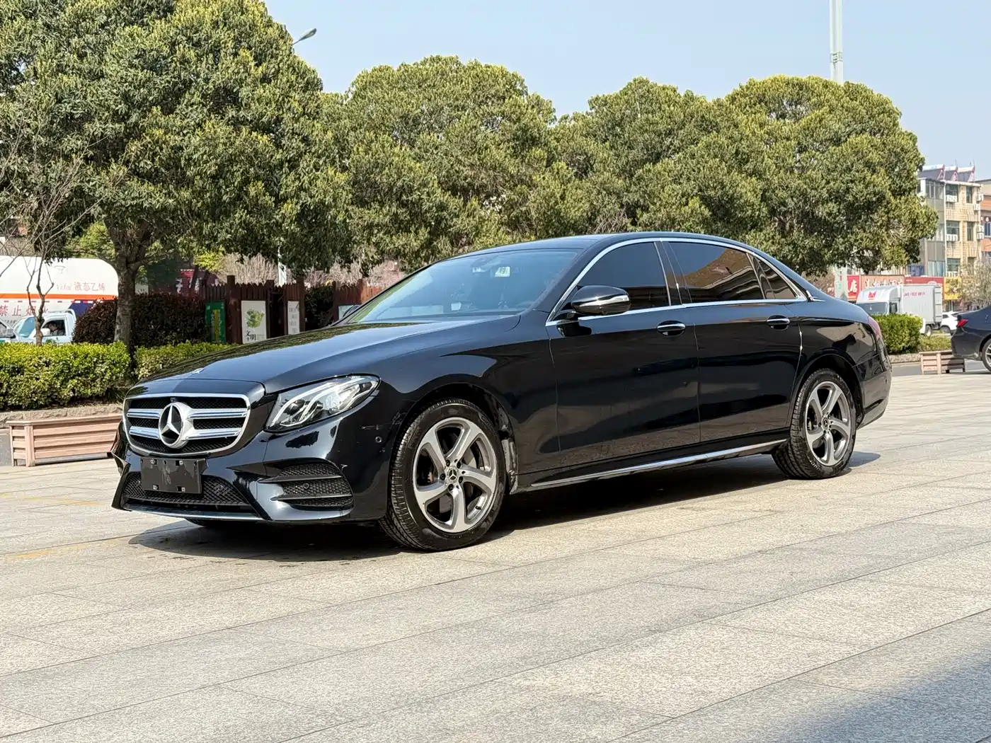Mercedes-Benz E-Class 2019 E 300 L Sport Fashion