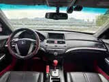 Photo 9 - Honda Crosstour