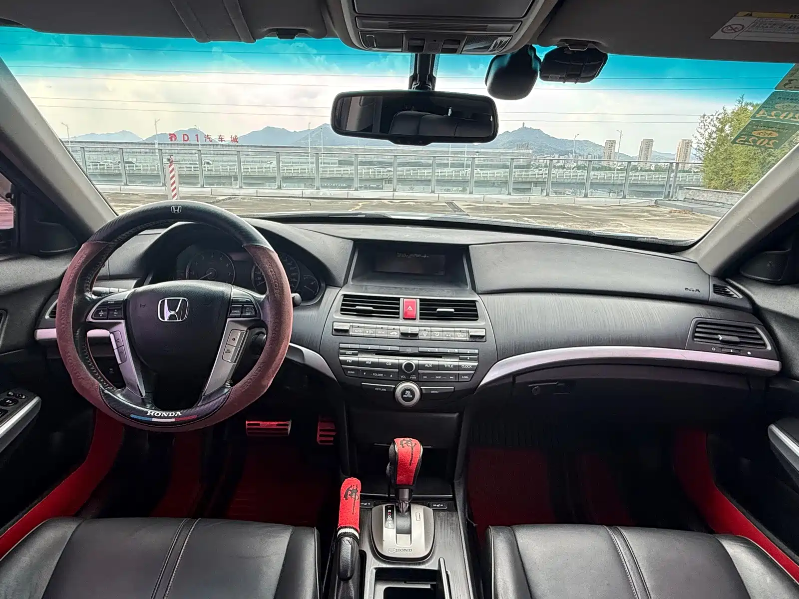 Photo 9 - Honda Crosstour