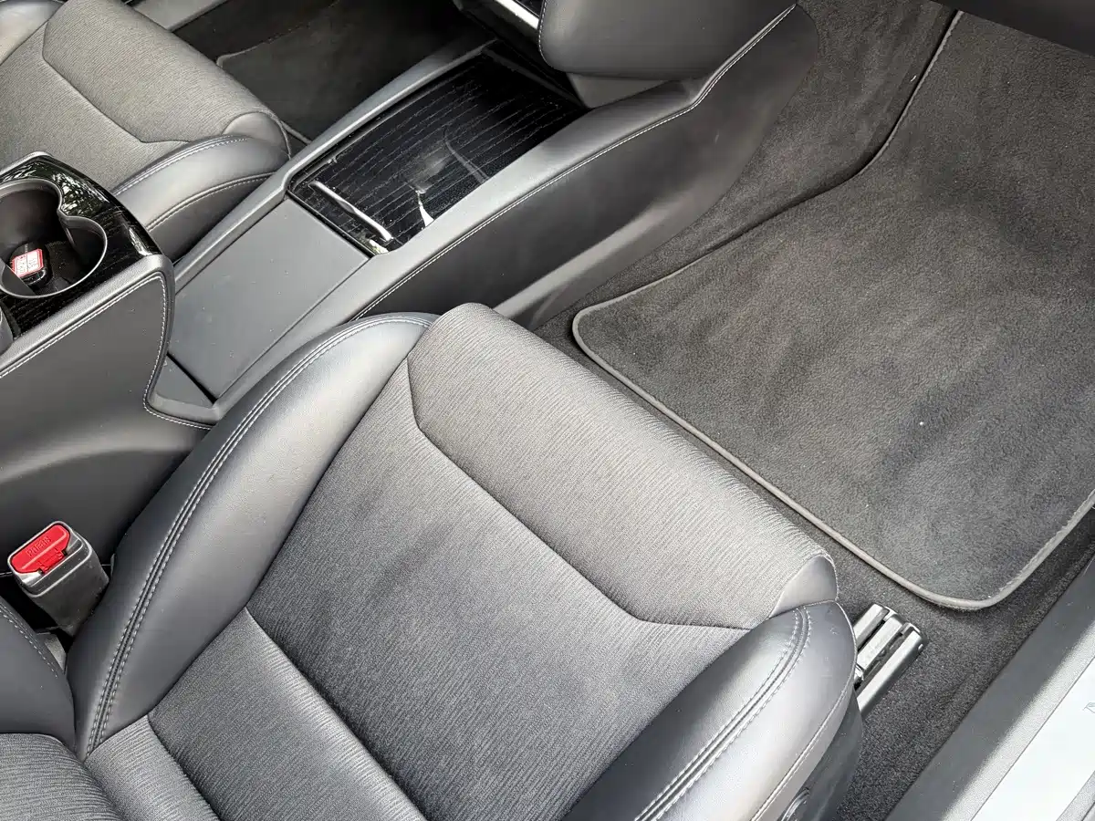 Tesla Model S 2019 2017 Model S 75D Standard Range