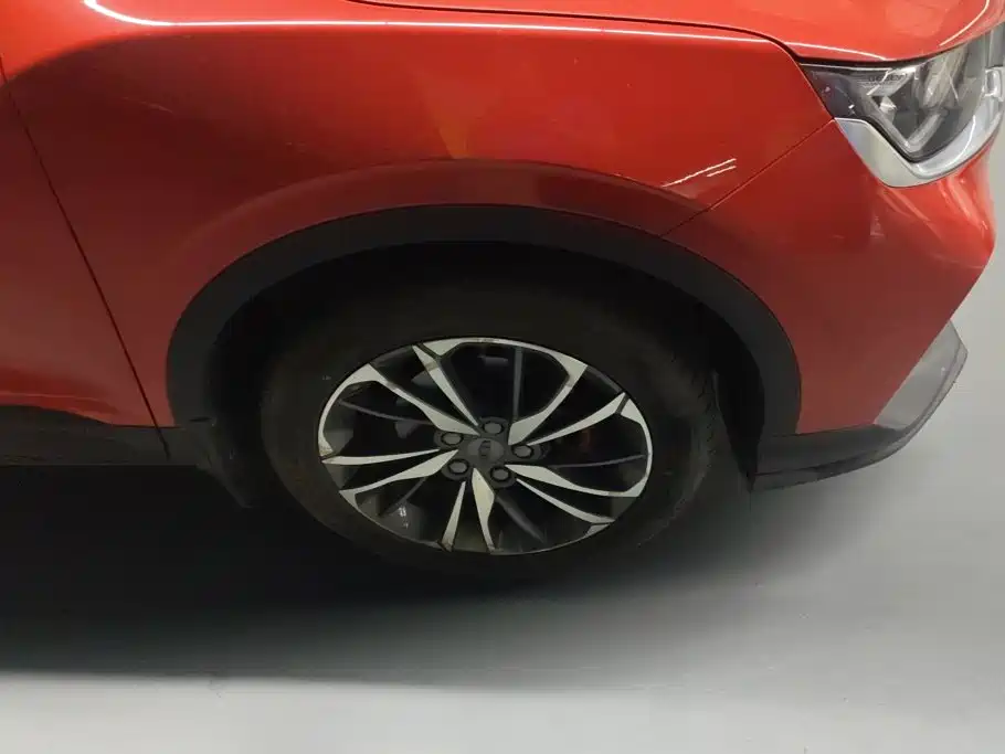 Фото 6 - Geely Coolray