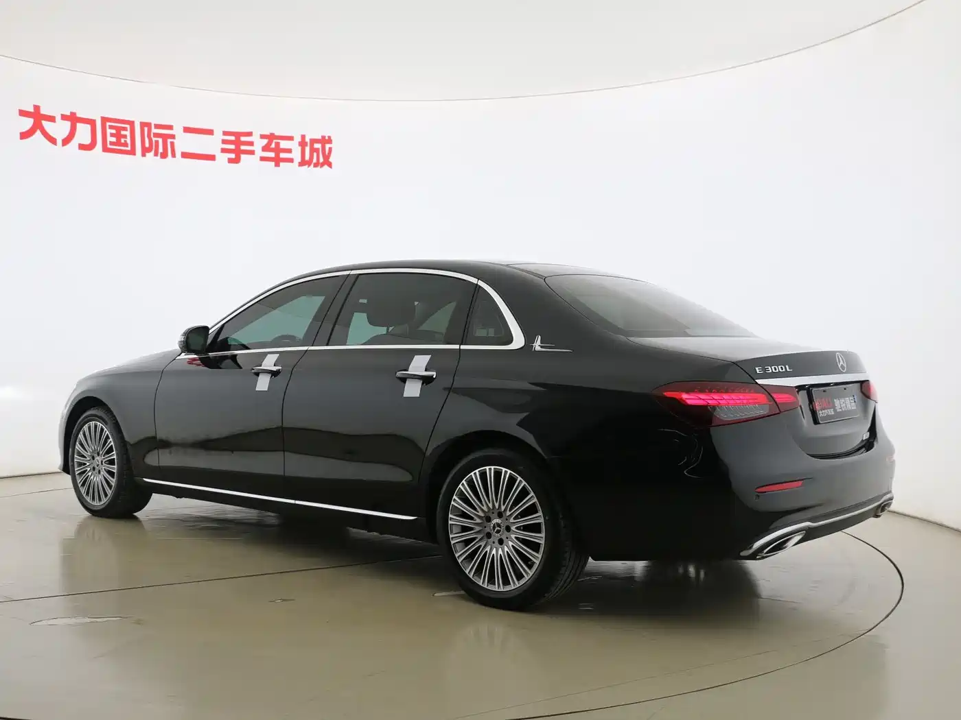 Mercedes-Benz E-Class 2021 E 300 L Luxury фото 8