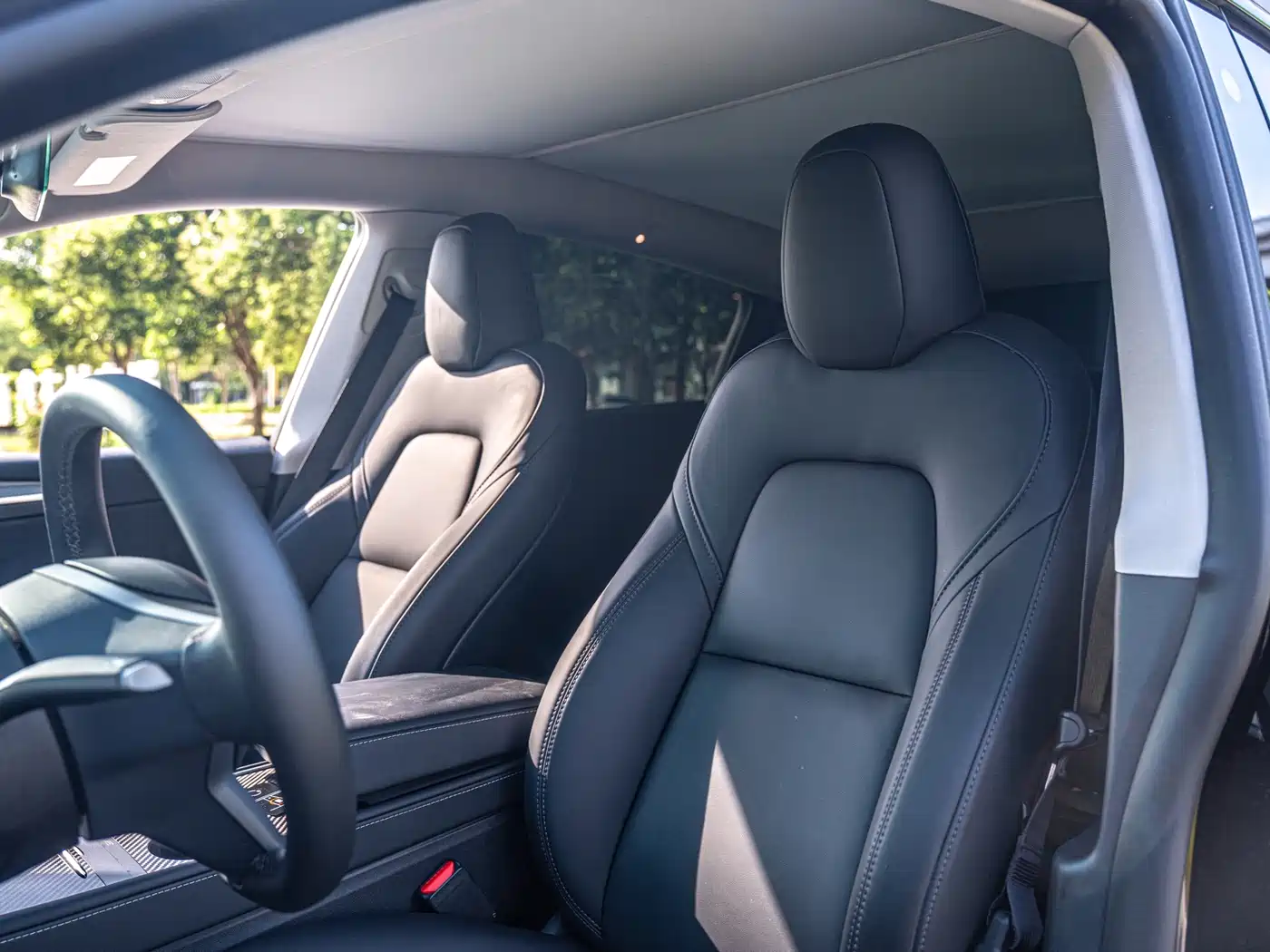 Photo 9 - Tesla Model Y