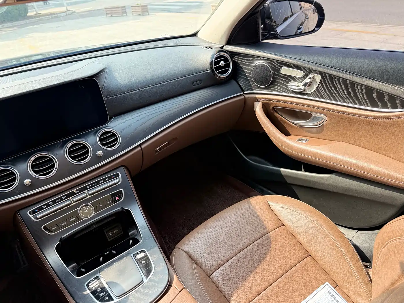 Mercedes-Benz E-Class 2019 E 300 L Sport Fashion фото 15