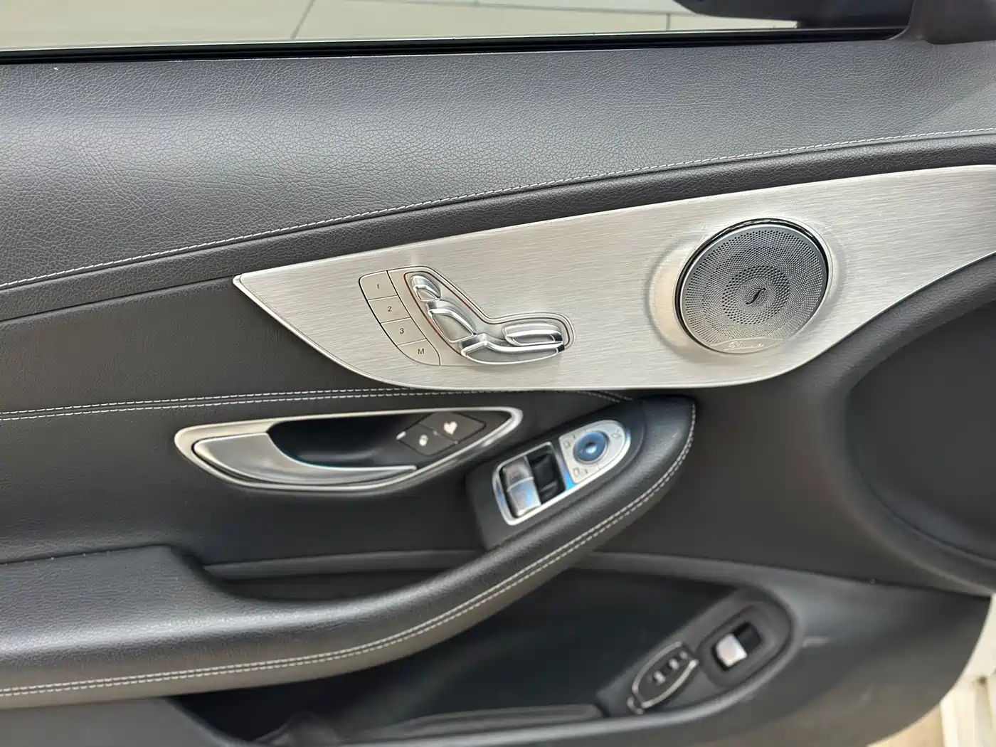 Mercedes-Benz C-Class (Import) 2016 C 200 4MATIC Coupe Edition фото 5