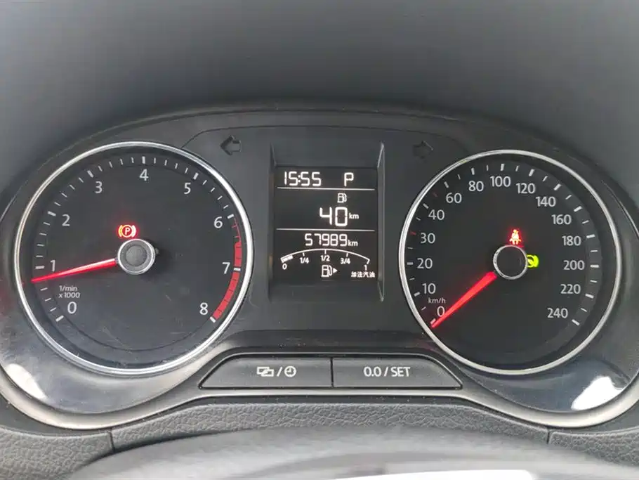 Volkswagen Polo 2018 1.5L Auto Comfort фото 14