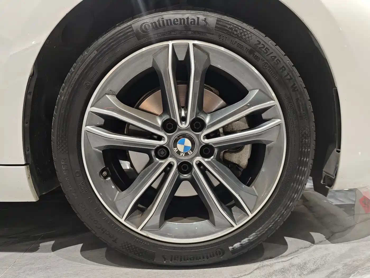 BMW 1 Series 2017 118i Sport фото 5